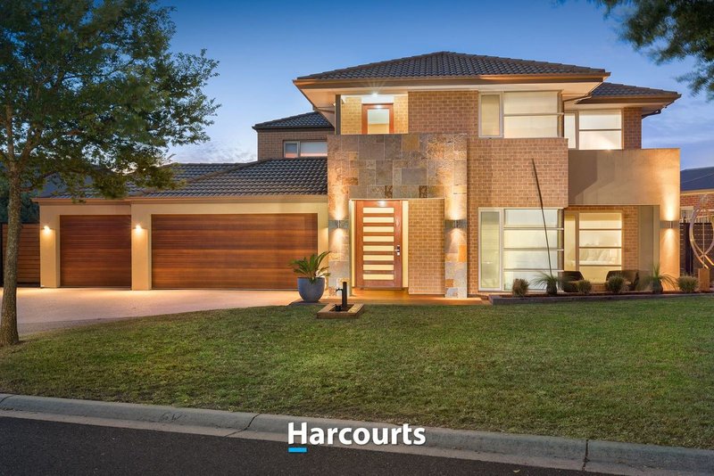 31 Hillgrove Crescent, Berwick VIC 3806