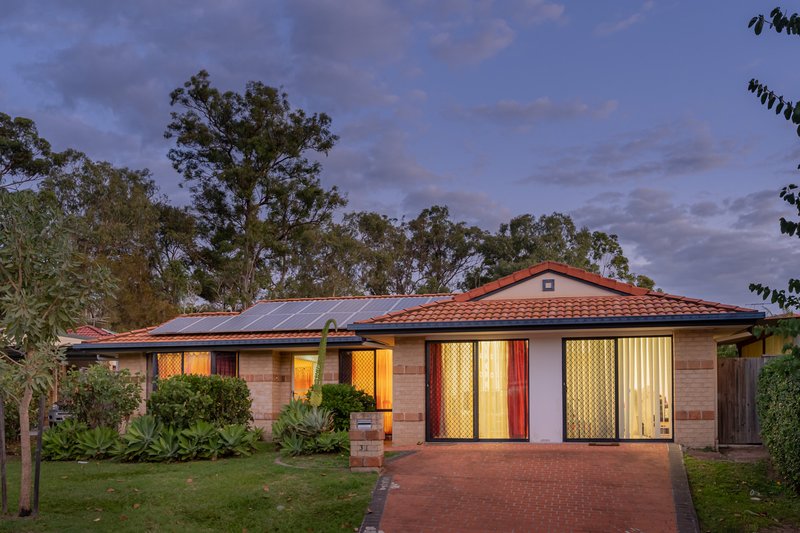 Photo - 31 Hockey Street, Kuraby QLD 4112 - Image 15