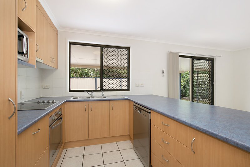 Photo - 31 Holder Street, Loganholme QLD 4129 - Image 2