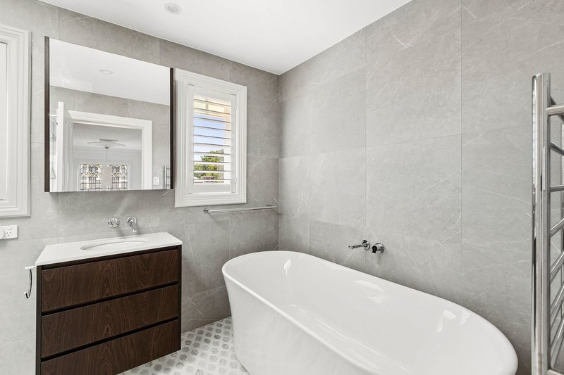 Photo - 31 Holt Avenue, Mosman NSW 2088 - Image 6