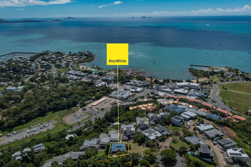 Photo - 31 Horizons Way, Airlie Beach QLD 4802 - Image 6