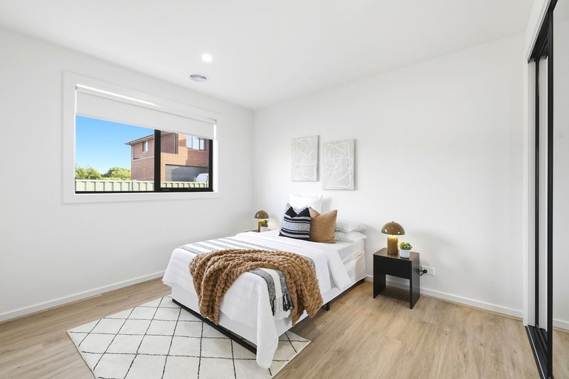 Photo - 31 Horseshoe Circuit, Bacchus Marsh VIC 3340 - Image 17
