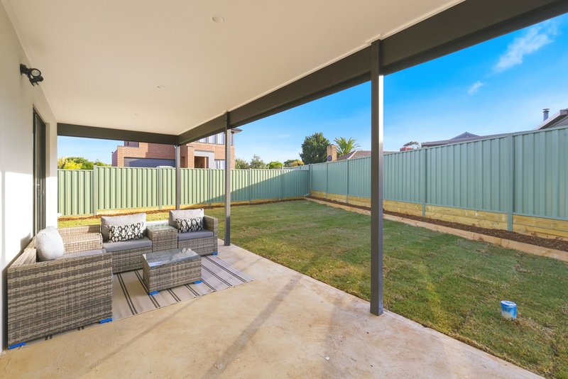 Photo - 31 Horseshoe Circuit, Bacchus Marsh VIC 3340 - Image 20