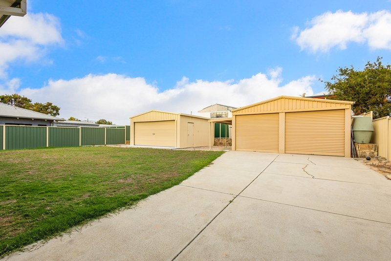 Photo - 31 Hudson Street, Seabird WA 6042 - Image 24