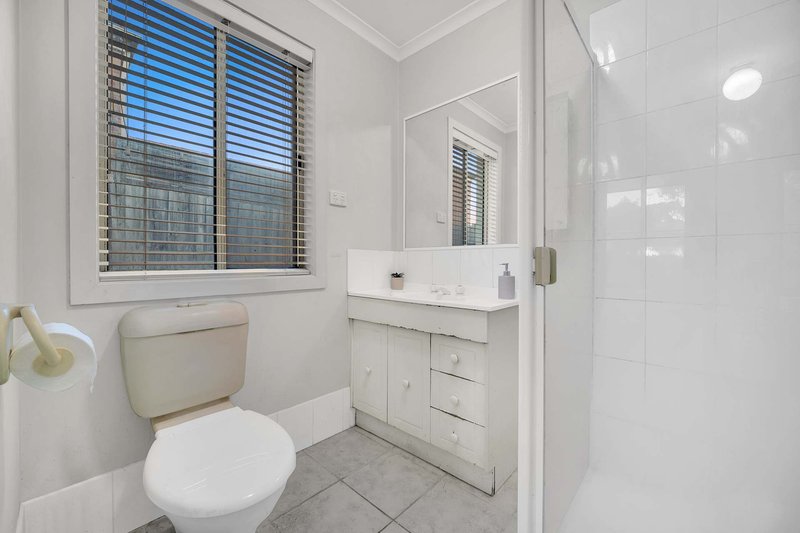 Photo - 31 Hutchinson Drive, Lynbrook VIC 3975 - Image 9