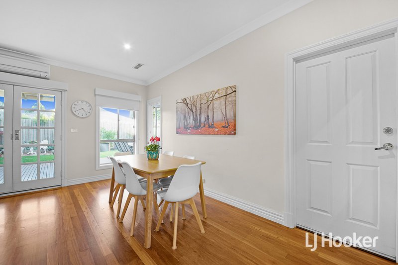 Photo - 31 Hyde Park Terrace, Point Cook VIC 3030 - Image 7