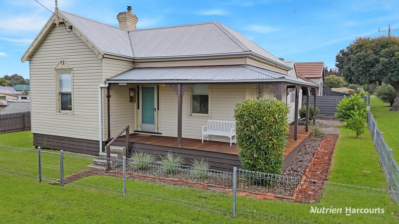 Photo - 31 Jackson Street, Casterton VIC 3311 - Image 2