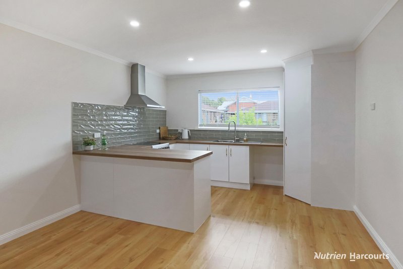 Photo - 31 Jackson Street, Casterton VIC 3311 - Image 5