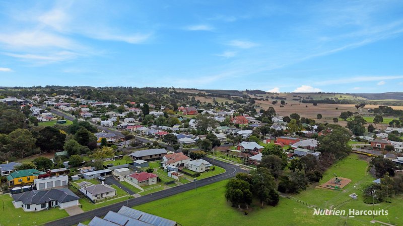 Photo - 31 Jackson Street, Casterton VIC 3311 - Image 19