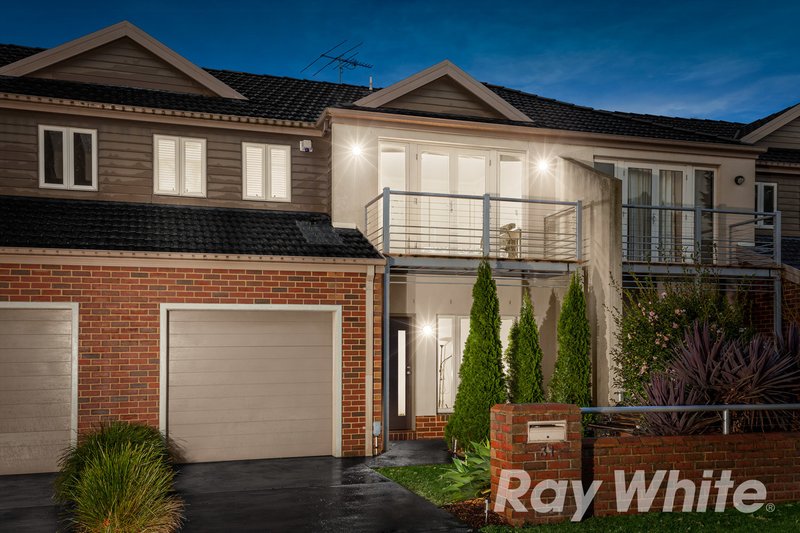 31 Jade Circuit, Burwood East VIC 3151