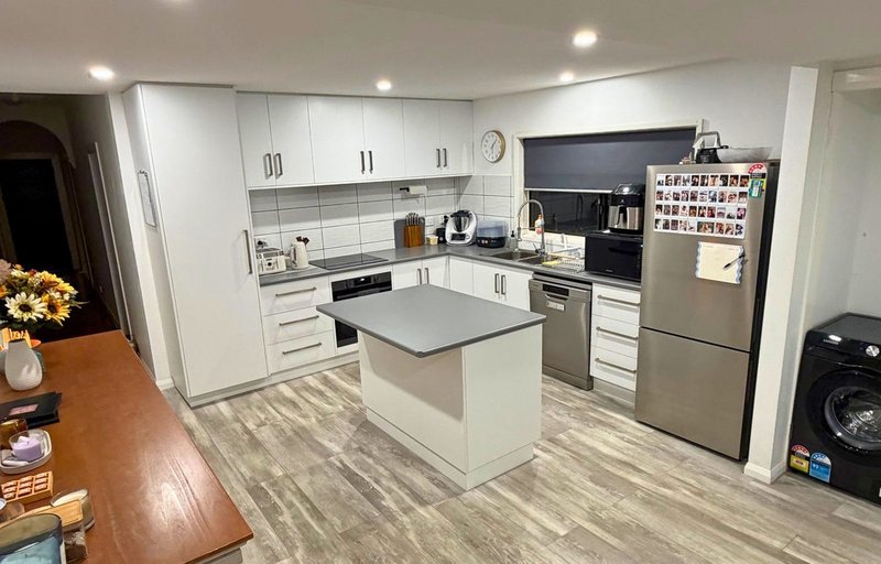 Photo - 31 James Street, Latrobe TAS 7307 - Image 2