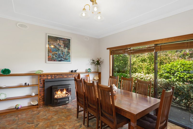 Photo - 31 Jessop Street, Greensborough VIC 3088 - Image 5