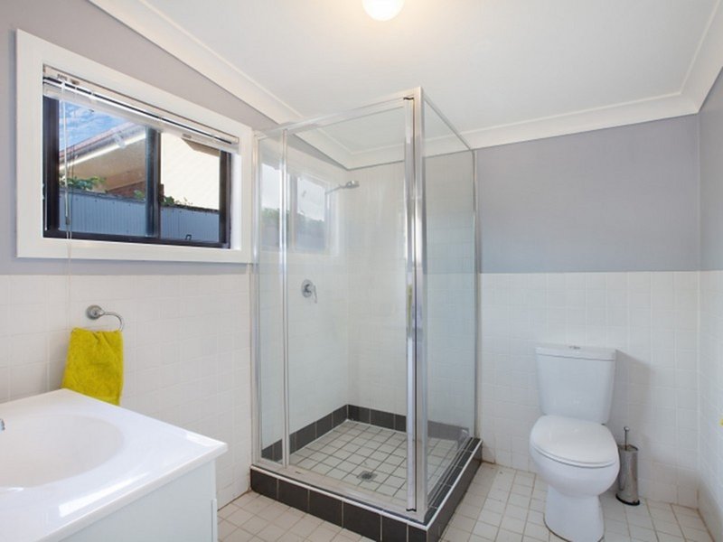 Photo - 31 Jetty Avenue, Charmhaven NSW 2263 - Image 9