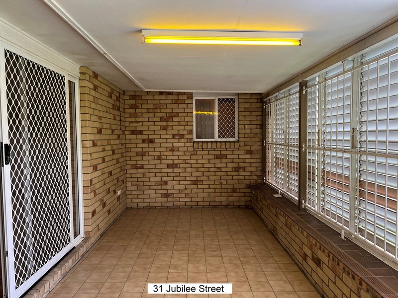 Photo - 31 Jubilee Street, Greenslopes QLD 4120 - Image 8