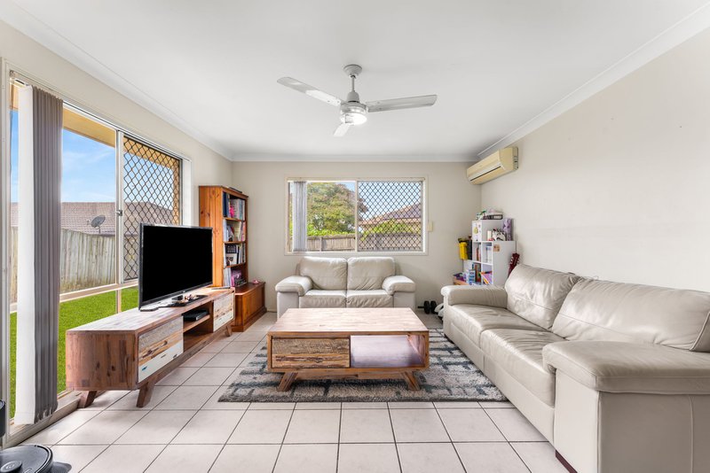 Photo - 31 Julie Street, Crestmead QLD 4132 - Image 7
