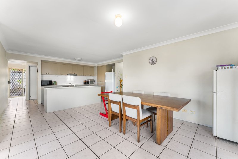 Photo - 31 Julie Street, Crestmead QLD 4132 - Image 9