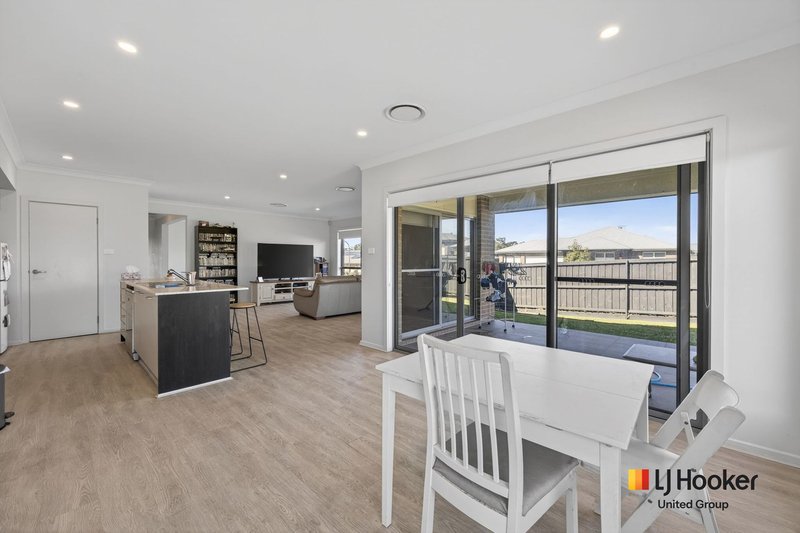 Photo - 31 Kalangara Road, Silverdale NSW 2752 - Image 9