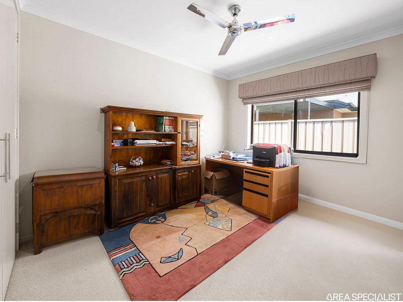 Photo - 31 Kensington Drive, Shepparton VIC 3630 - Image 9