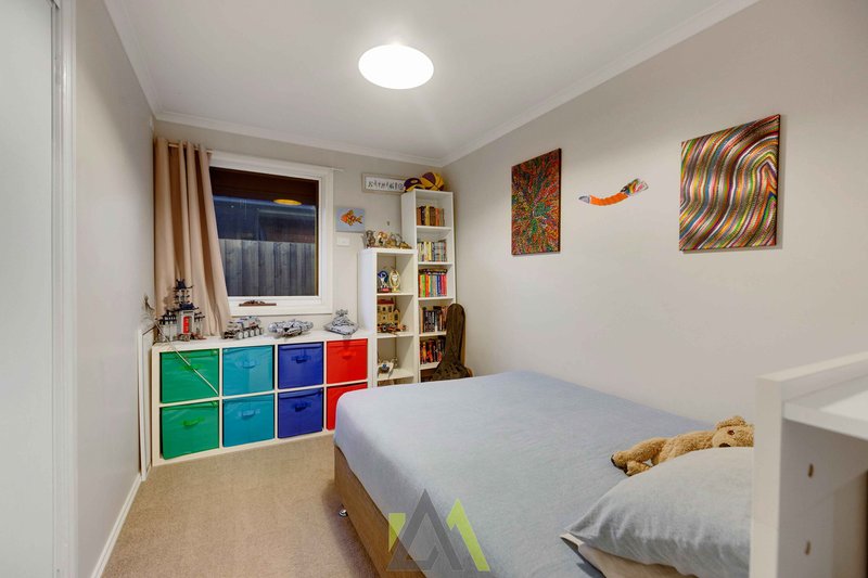 Photo - 31 Kerry Street, Langwarrin VIC 3910 - Image 9