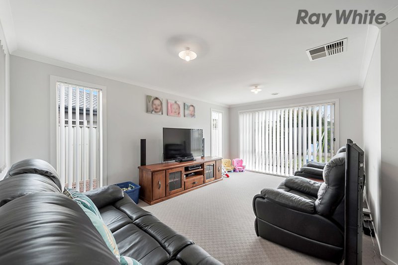 Photo - 31 Kilmore Street, Brookfield VIC 3338 - Image 7