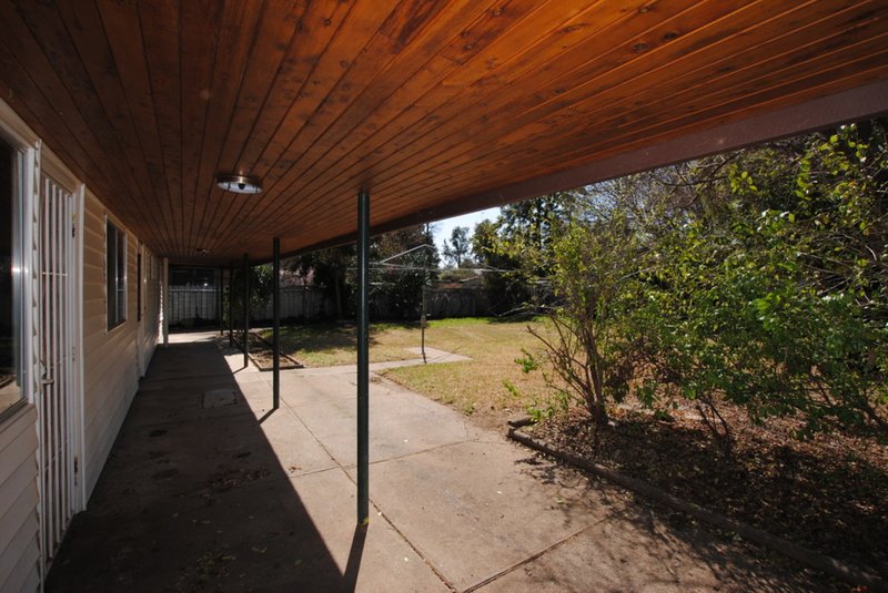 Photo - 31 Kingfisher Avenue, Coleambally NSW 2707 - Image 14