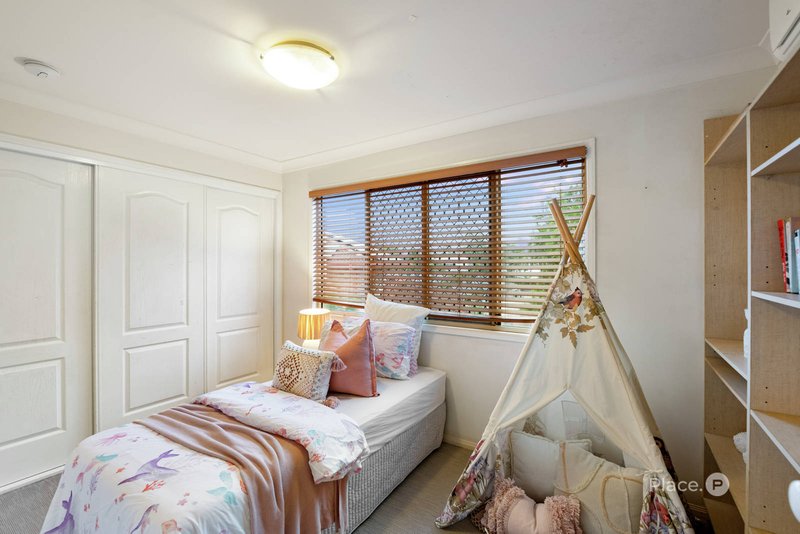 Photo - 31 Konrad Place, Sinnamon Park QLD 4073 - Image 23