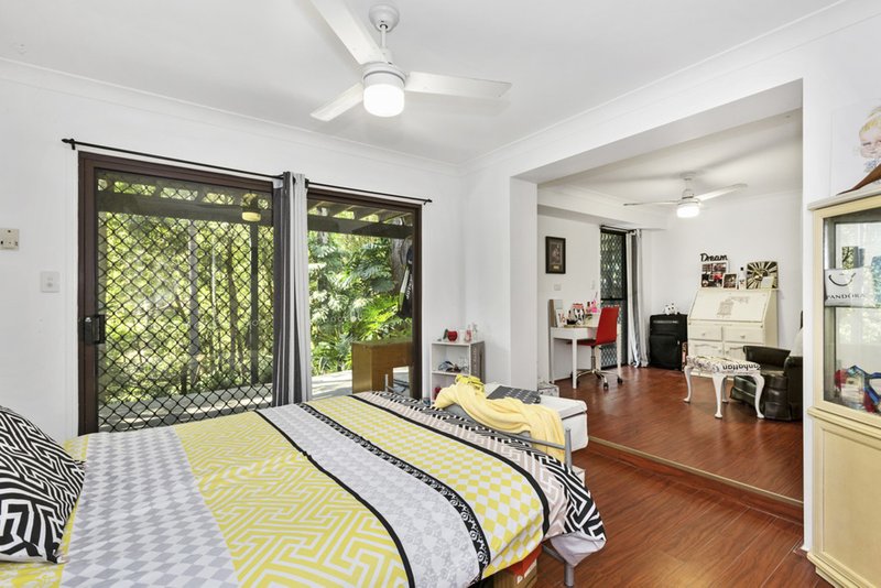 Photo - 31 Koombahla Drive, Tallebudgera QLD 4228 - Image 8