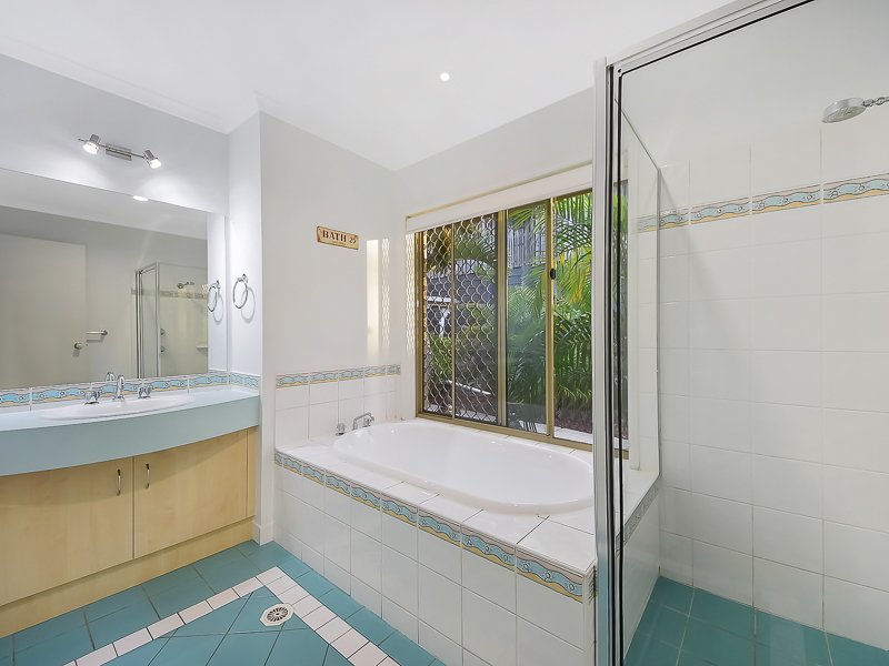 Photo - 31 Kurrajong Place, Bridgeman Downs QLD 4035 - Image 16