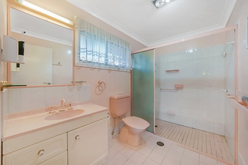 Photo - 31 Kyeema Crescent, Bald Hills QLD 4036 - Image 10