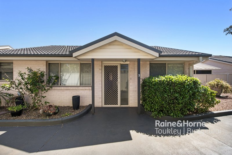 Photo - 3/1 Lakeview Street, Toukley NSW 2263 - Image 2