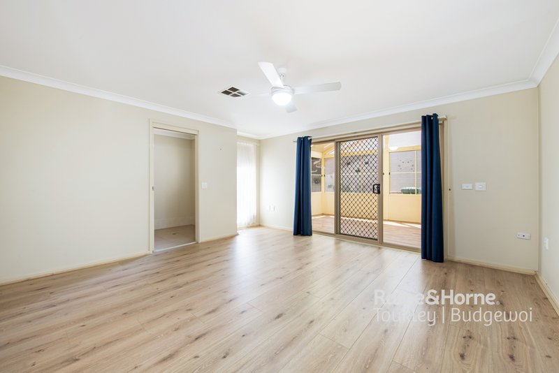 Photo - 3/1 Lakeview Street, Toukley NSW 2263 - Image 7