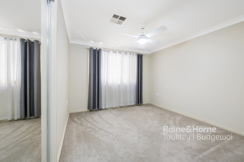 Photo - 3/1 Lakeview Street, Toukley NSW 2263 - Image 9