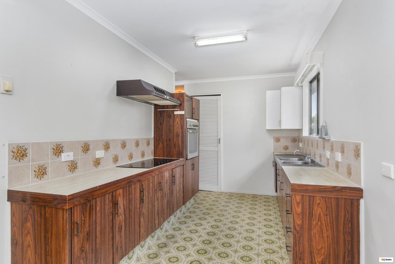 Photo - 31 Lanark Street, Kirwan QLD 4817 - Image 6