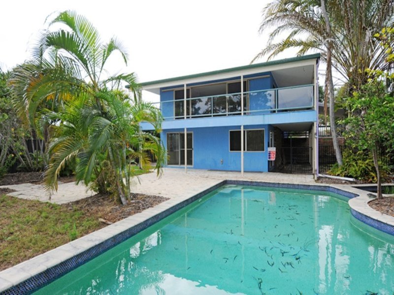 Photo - 31 Langdon Street, Tannum Sands QLD 4680 - Image 5