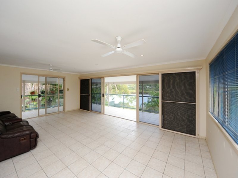 Photo - 31 Langdon Street, Tannum Sands QLD 4680 - Image 7