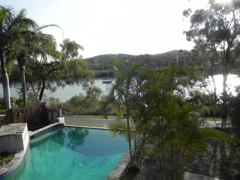 Photo - 31 Langdon Street, Tannum Sands QLD 4680 - Image 13