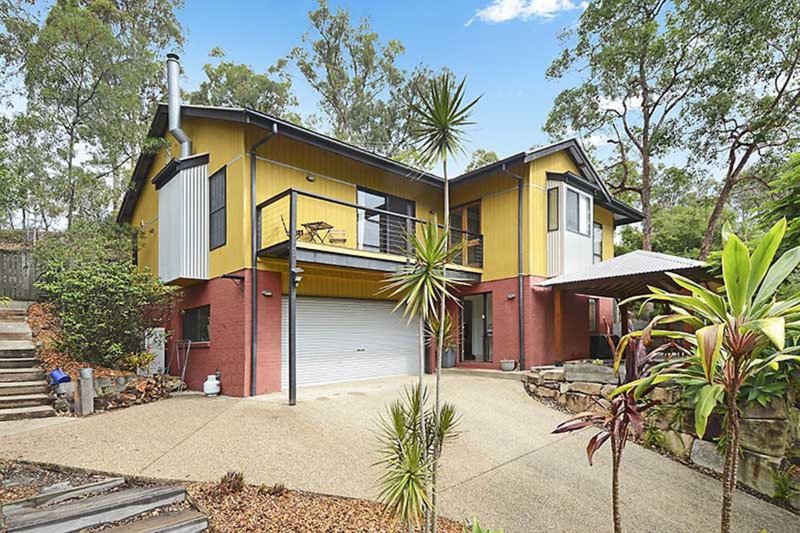 31 Larwood Place, Ferny Hills QLD 4055