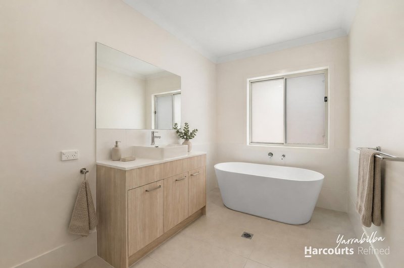 Photo - 31 Liverpool Circuit, Yarrabilba QLD 4207 - Image 8