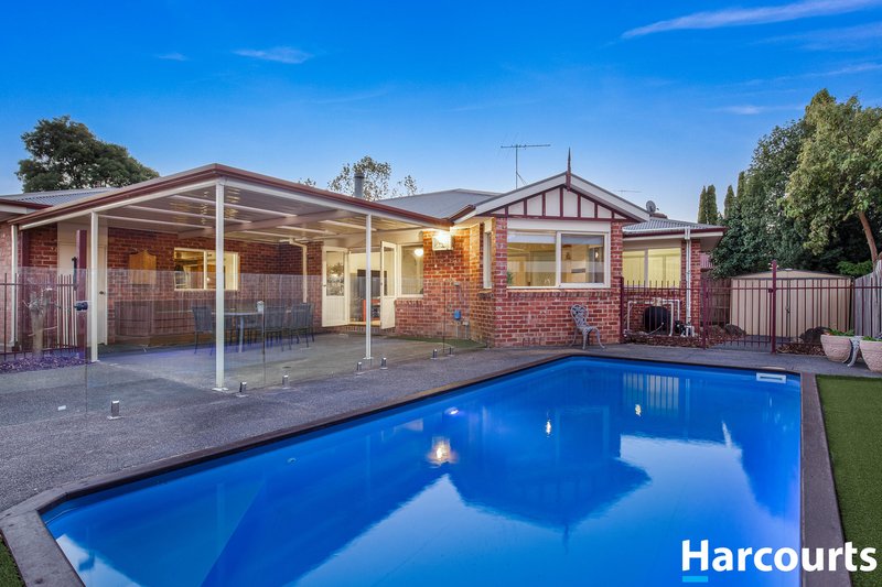 Photo - 31 Liviana Drive, Rowville VIC 3178 - Image 2