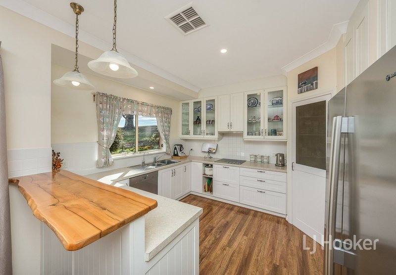 Photo - 31 Lloyd Crescent, Littlehampton SA 5250 - Image 5