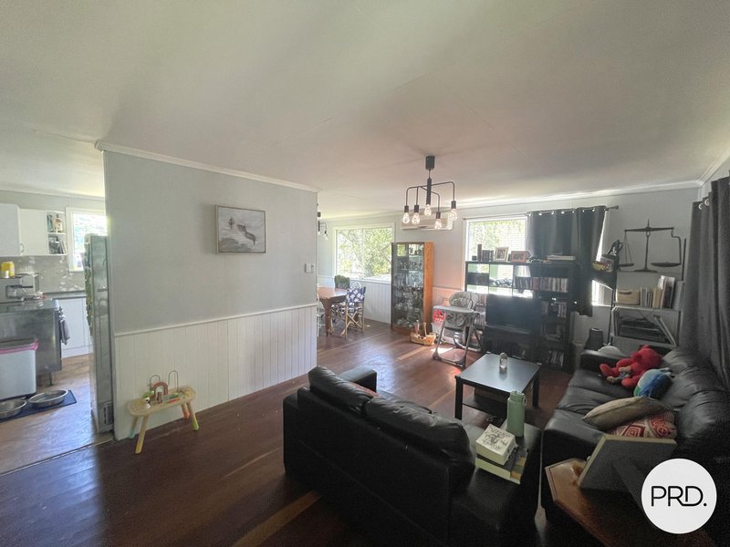 Photo - 31 Lloyd George Street, Eastern Heights QLD 4305 - Image 7