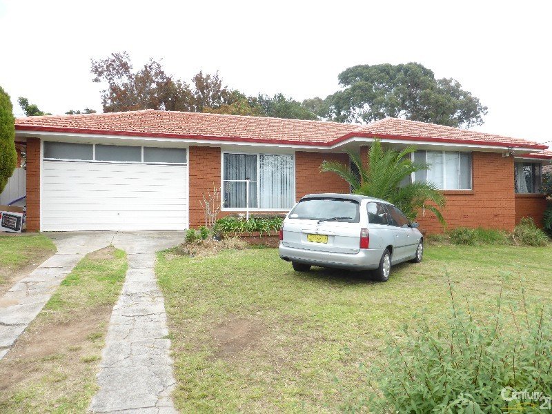 Photo - 31 Loddon Crescent, Campbelltown NSW 2560 - Image 1