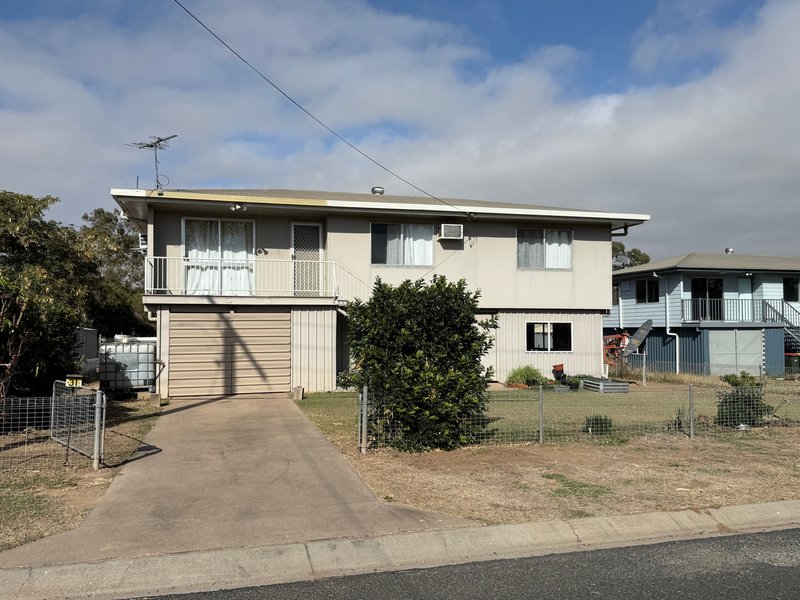 Photo - 31 Lorraway Street, Emerald QLD 4720 - Image 1