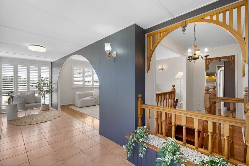Photo - 31 Ludwick Street, Cannon Hill QLD 4170 - Image 2