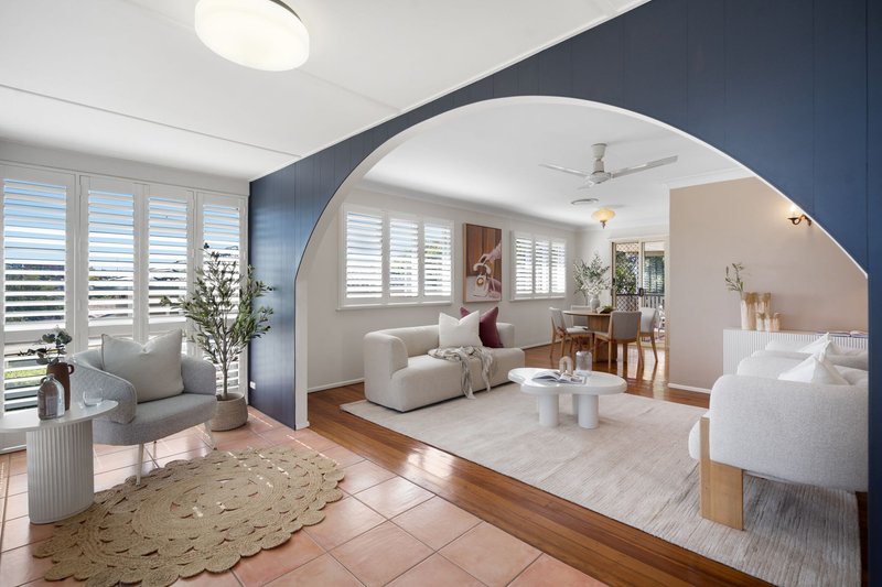 Photo - 31 Ludwick Street, Cannon Hill QLD 4170 - Image 3