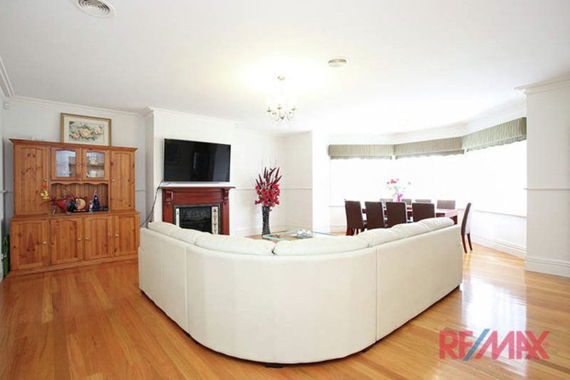 Photo - 31 Lyndhurst Boulevard, Lyndhurst VIC 3975 - Image 6