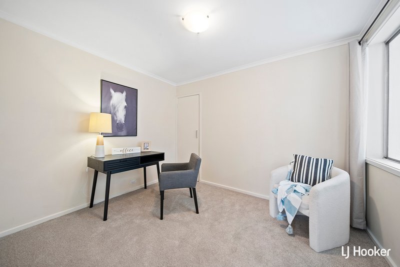 Photo - 31 Mackinolty Street, Scullin ACT 2614 - Image 16