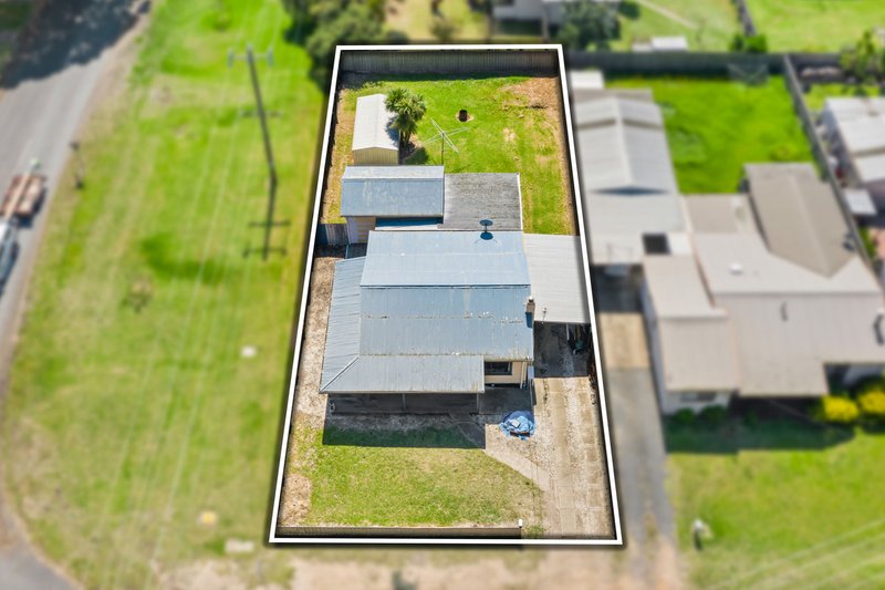 Photo - 31 Maffra Rd , Heyfield VIC 3858 - Image 2