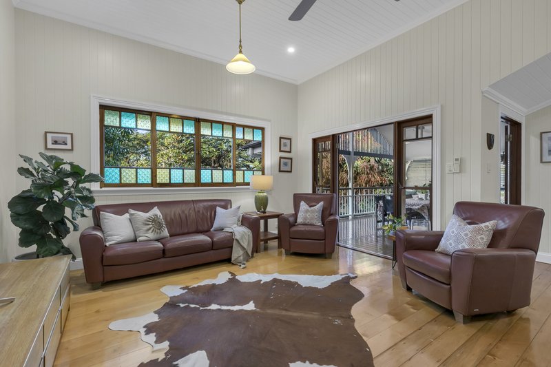 Photo - 31 Marlborough Street, Sherwood QLD 4075 - Image 8