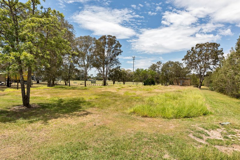 Photo - 31 Mcgahey Street, Rothwell QLD 4022 - Image 2